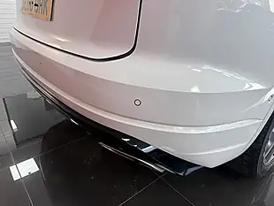 Used 2018 Volkswagen Touareg R-Line White - Interior and Exterior details 7