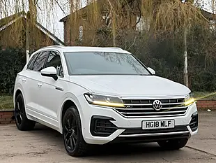 Used 2018 Volkswagen Touareg R-Line White - Interior and Exterior details 7