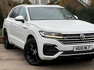 Used 2018 Volkswagen Touareg R-Line White - Interior and Exterior details 9