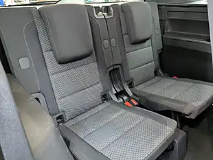 Used 2018 Volkswagen Touran Se Black - Interior and Exterior details 11