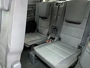 Used 2018 Volkswagen Touran Se Black - Interior and Exterior details 13