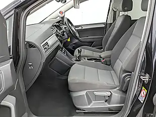 Used 2018 Volkswagen Touran Se Black - Interior and Exterior details 16