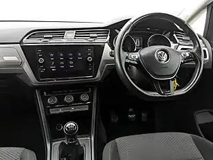 Used 2018 Volkswagen Touran Se Black - Interior and Exterior details 19