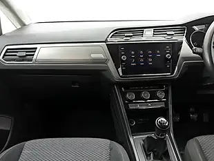 Used 2018 Volkswagen Touran Se Black - Interior and Exterior details 20