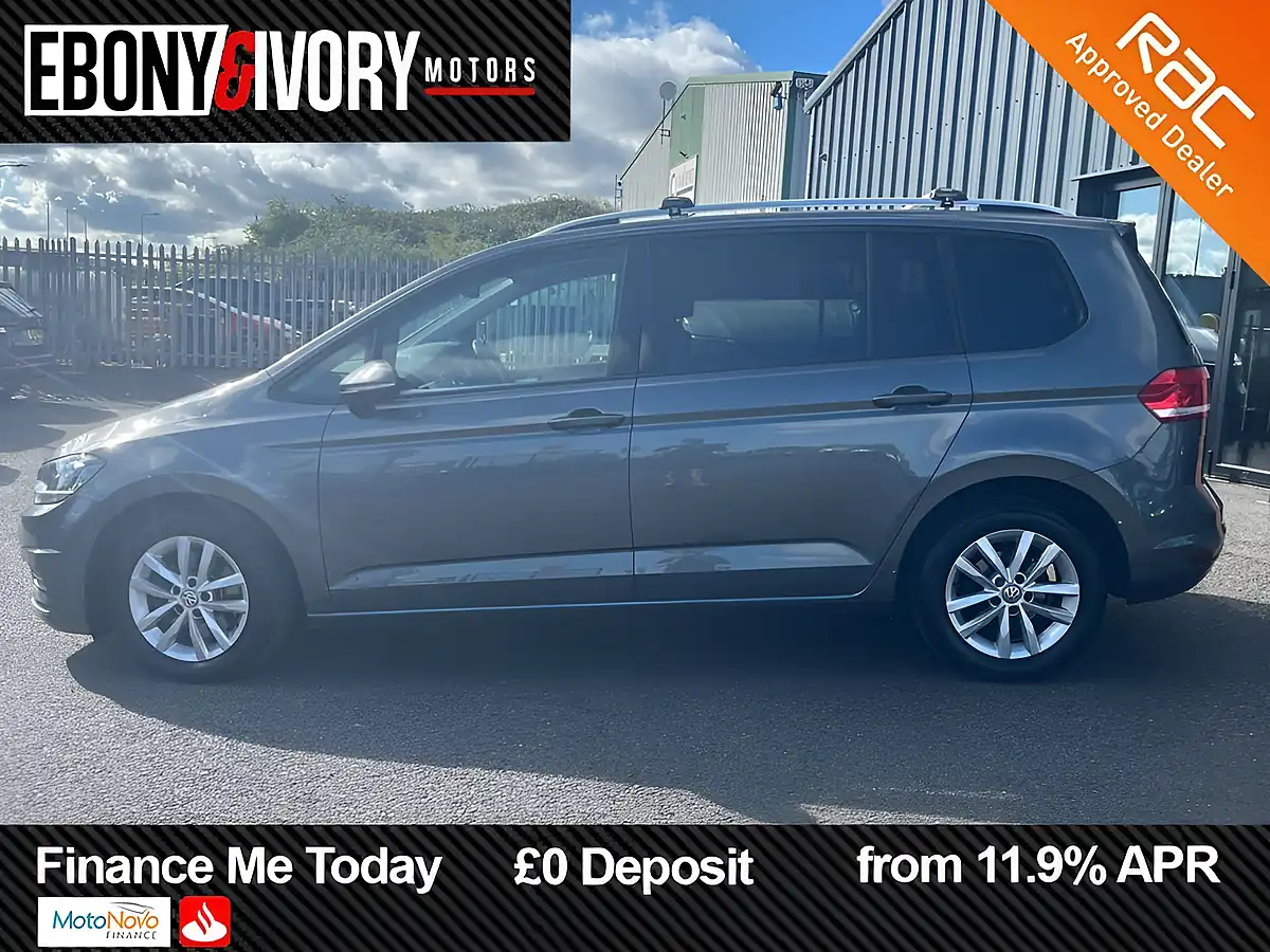 Used 2018 Volkswagen Touran Se Family Indium Grey - Interior and Exterior details 3