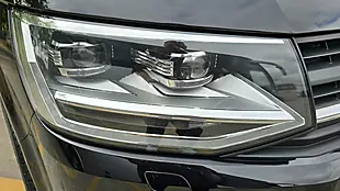 Used 2018 Volkswagen Transporter Highline Black - Interior and Exterior details 10