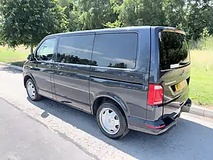 Used 2018 Volkswagen Transporter Se Blue - Interior and Exterior details 5