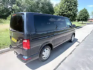 Used 2018 Volkswagen Transporter Se Blue - Interior and Exterior details 6