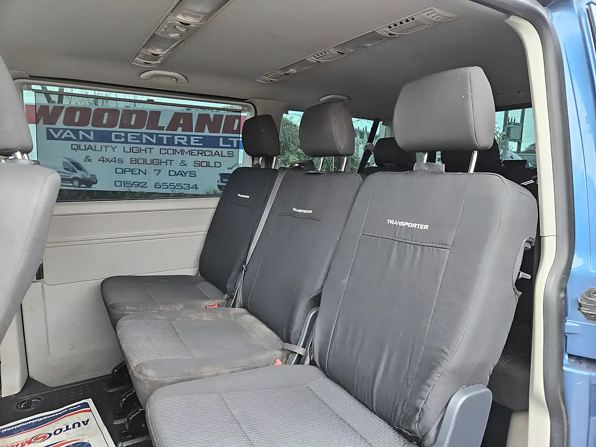 Used 2018 Volkswagen Transporter Shuttle Blue - Interior and Exterior details 11