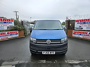 Used 2018 Volkswagen Transporter Shuttle Blue - Interior and Exterior details 3