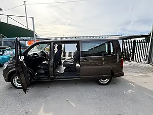 Used 2018 Volkswagen Transporter Shuttle Se Brown - Interior and Exterior details 11