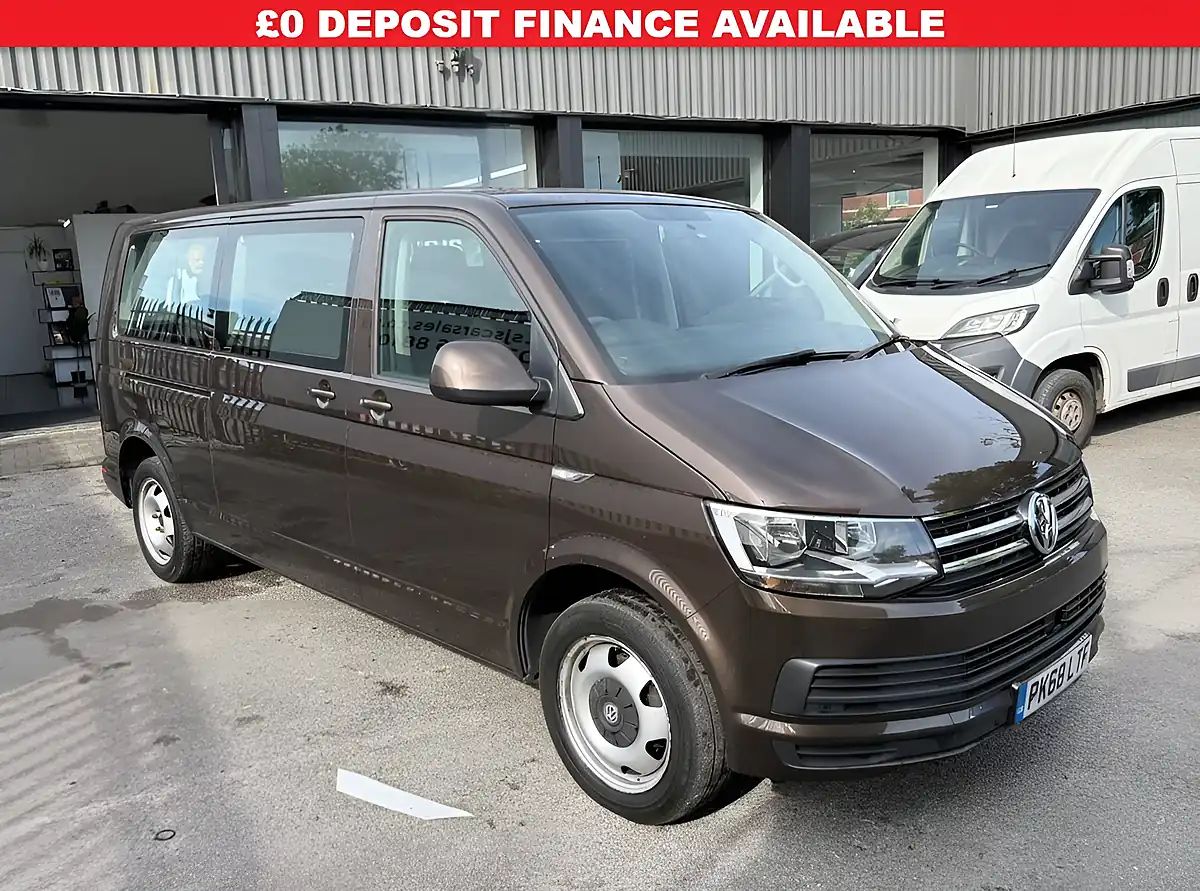 Used 2018 Volkswagen Transporter Shuttle Se Brown - Interior and Exterior details 3