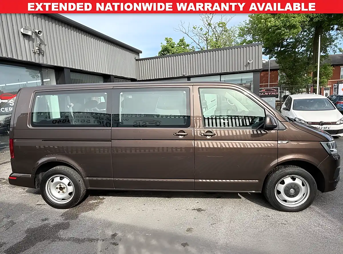 Used 2018 Volkswagen Transporter Shuttle Se Brown - Interior and Exterior details 4