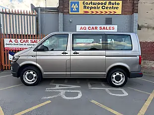 Used 2018 Volkswagen Transporter Shuttle Shuttle S Beige - Interior and Exterior details 4