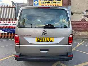 Used 2018 Volkswagen Transporter Shuttle Shuttle S Beige - Interior and Exterior details 6