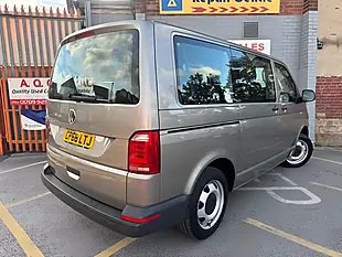 Used 2018 Volkswagen Transporter Shuttle Shuttle S Beige - Interior and Exterior details 7