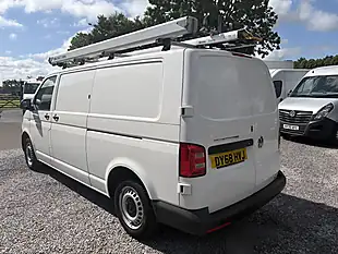 Used 2018 Volkswagen Transporter Startline Lwb White - Interior and Exterior details 4