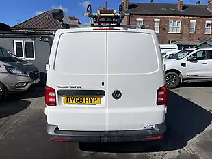 Used 2018 Volkswagen Transporter Startline Lwb White - Interior and Exterior details 8