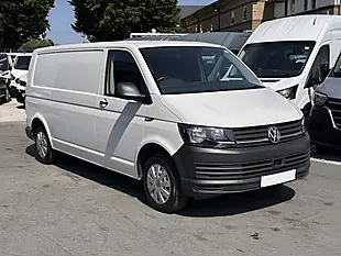 Used 2018 Volkswagen Transporter Startline White - Interior and Exterior details 6