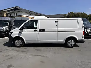 Used 2018 Volkswagen Transporter Startline White - Interior and Exterior details 9
