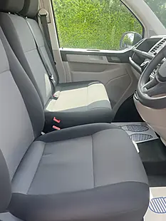 Used 2018 Volkswagen Transporter Startline White - Interior and Exterior details 12