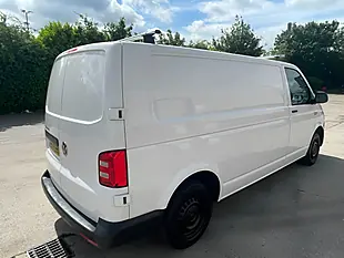Used 2018 Volkswagen Transporter Startline White - Interior and Exterior details 3