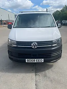Used 2018 Volkswagen Transporter Startline White - Interior and Exterior details 7