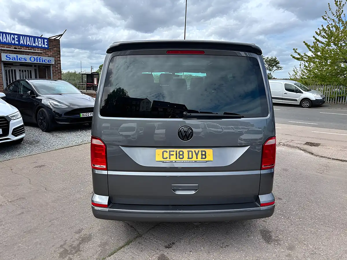 Used 2018 Volkswagen Transporter T32 Highline Kombi Grey - Interior and Exterior details 10