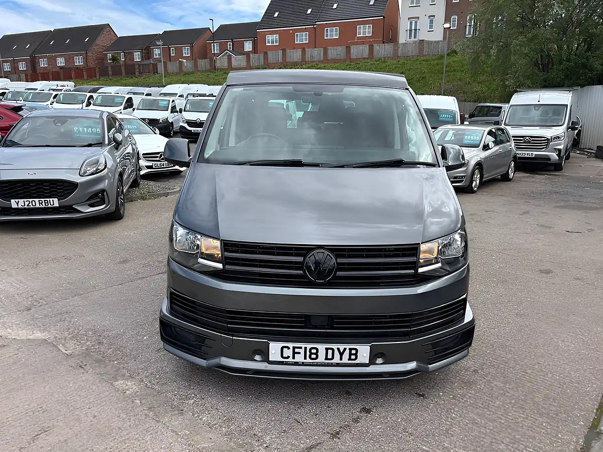 Used 2018 Volkswagen Transporter T32 Highline Kombi Grey - Interior and Exterior details 2