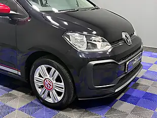 Used 2018 Volkswagen Up! Beats Deep Black Pearl - Interior and Exterior details 3