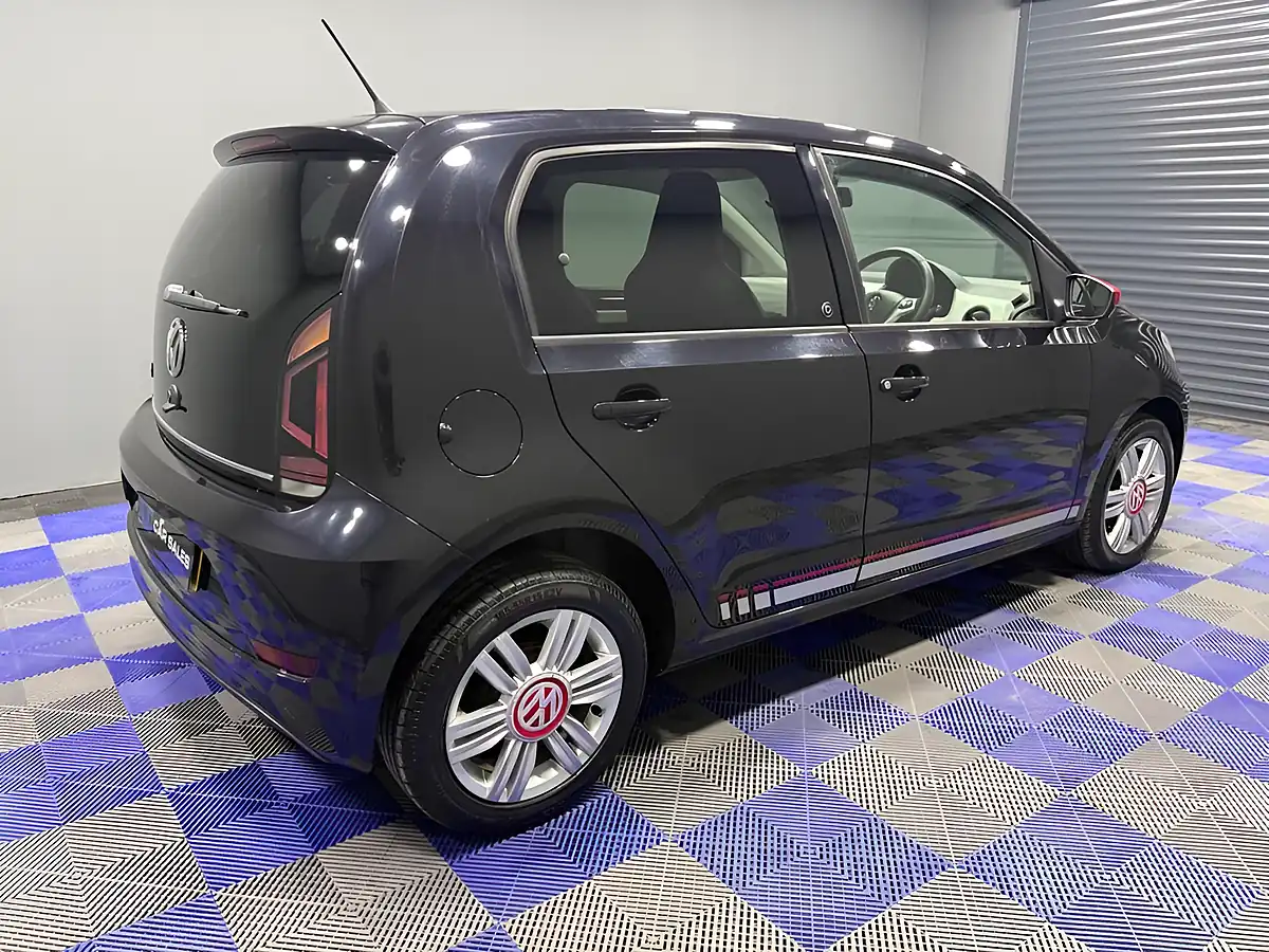 Used 2018 Volkswagen Up! Beats Deep Black Pearl - Interior and Exterior details 5