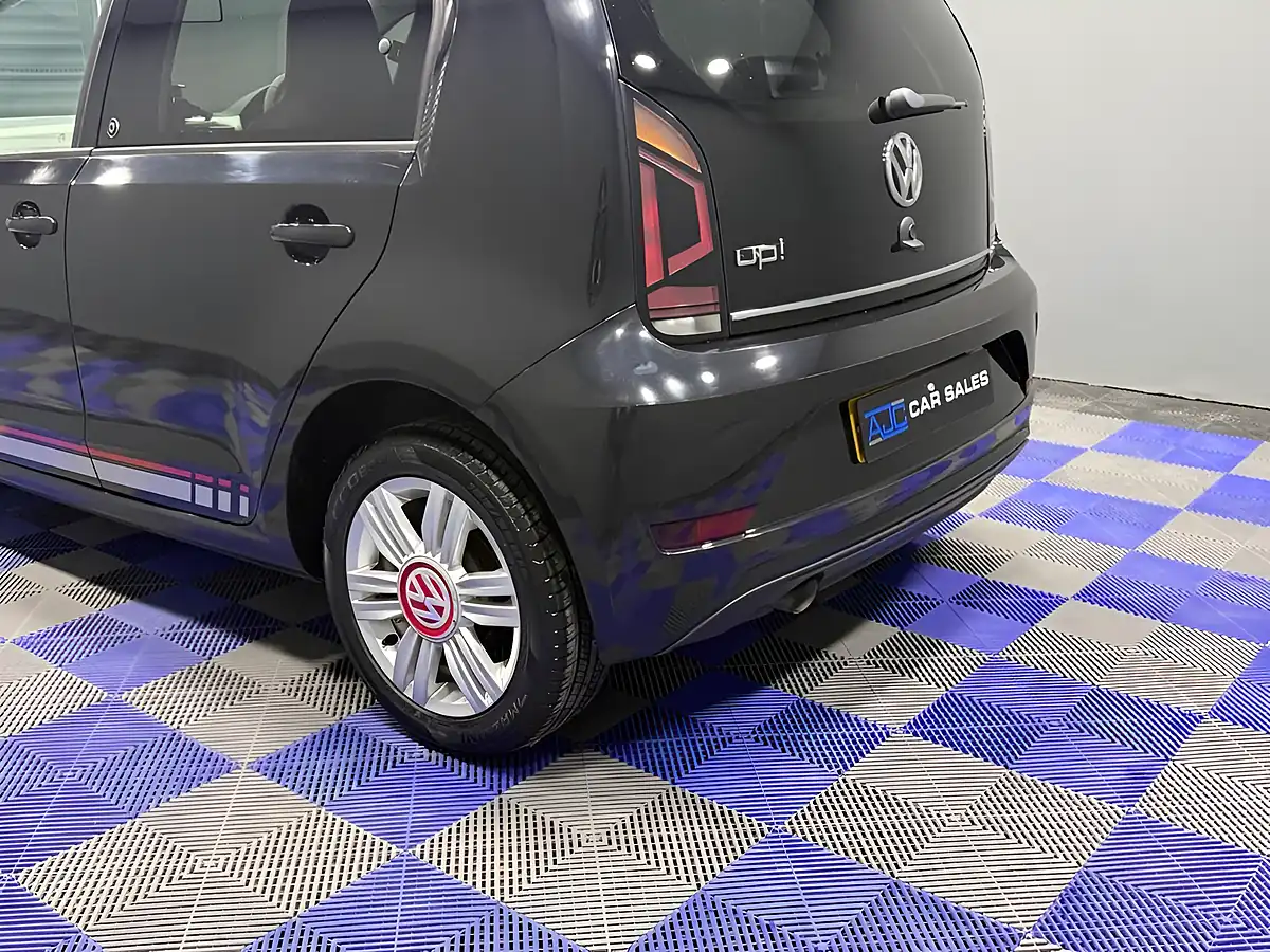 Used 2018 Volkswagen Up! Beats Deep Black Pearl - Interior and Exterior details 9