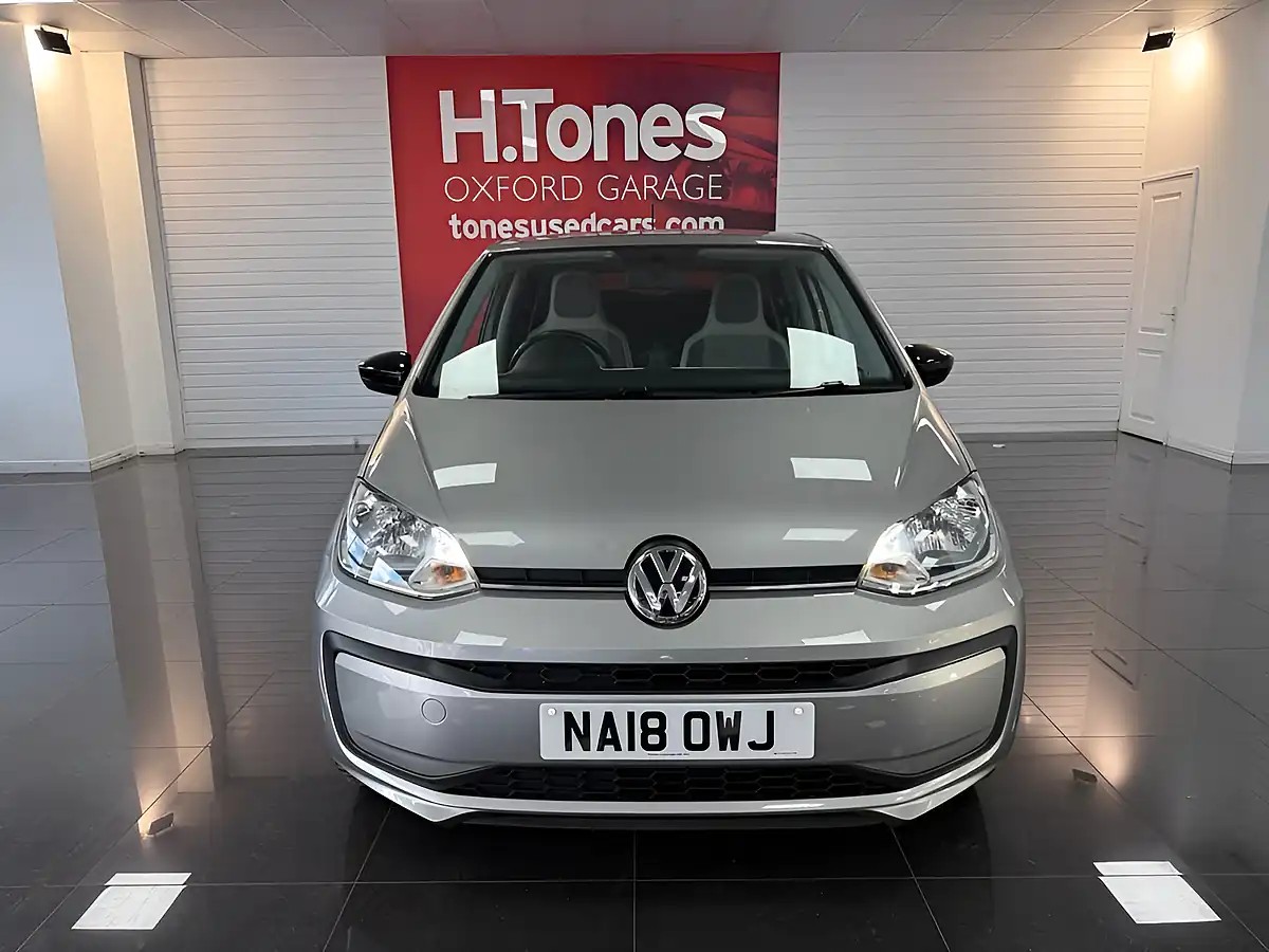 Used 2018 Volkswagen Up! Beats Silver - Interior and Exterior details 14