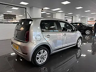 Used 2018 Volkswagen Up! Beats Silver - Interior and Exterior details 2
