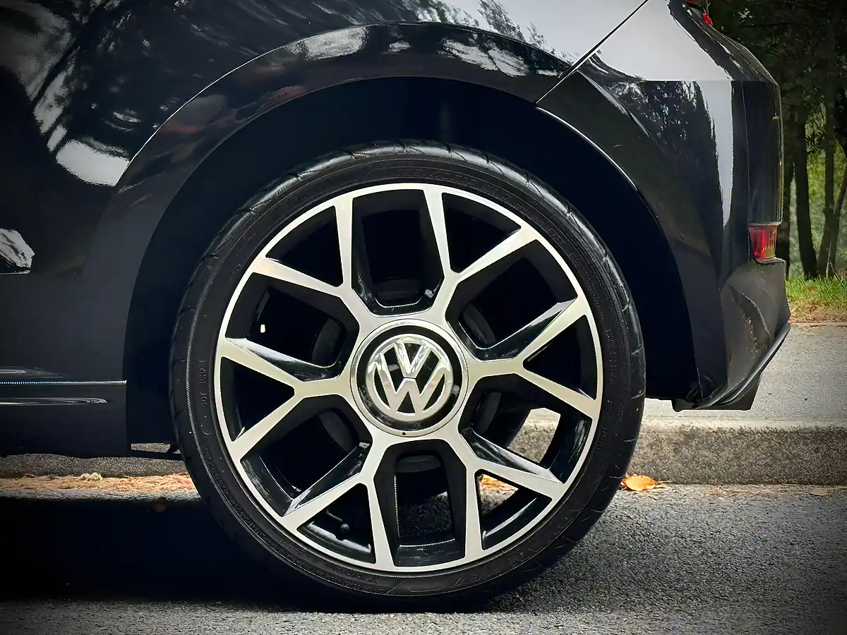 Used 2018 Volkswagen Up! GTI Black - Interior and Exterior details 8