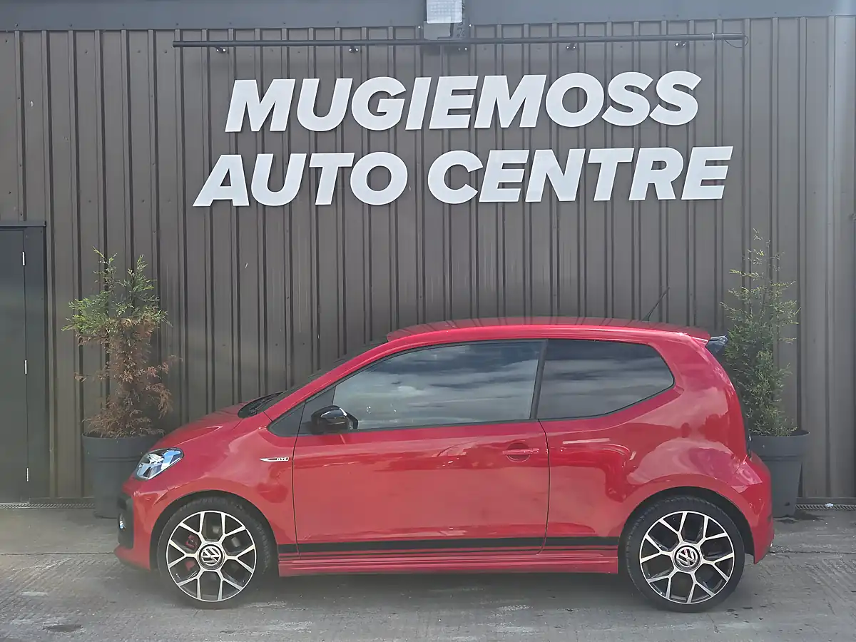Used 2018 Volkswagen Up! GTI Red - Interior and Exterior details 4