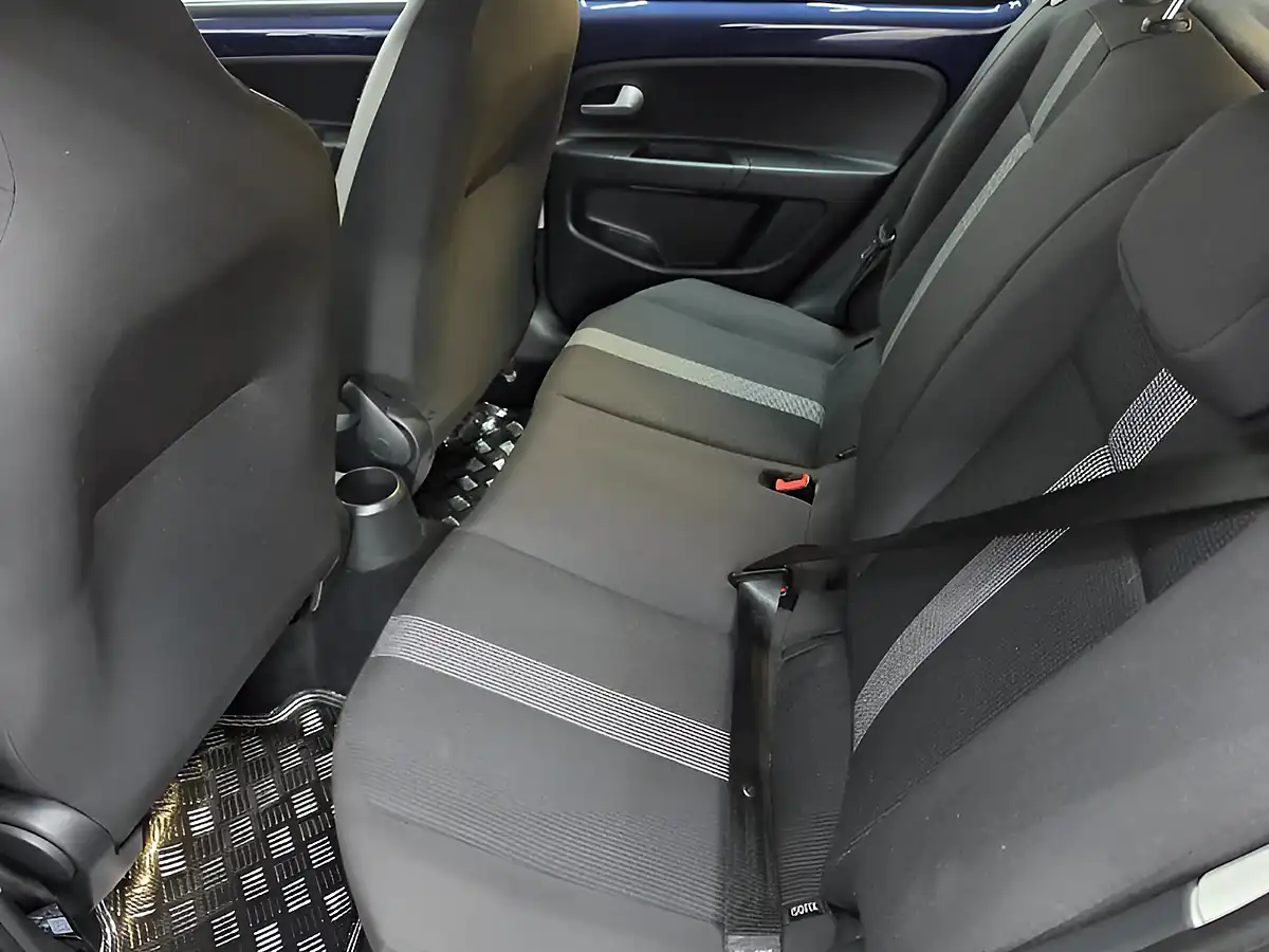 Used 2018 Volkswagen Up! High Up Blue - Interior and Exterior details 17