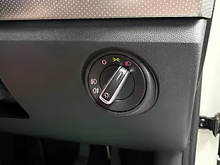 Used 2018 Volkswagen Up! High Up! Pure White - Interior and Exterior details 16