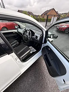 Used 2018 Volkswagen Up High Up White - Interior and Exterior details 9