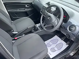 Used 2018 Volkswagen Up! Move Up Black - Interior and Exterior details 10