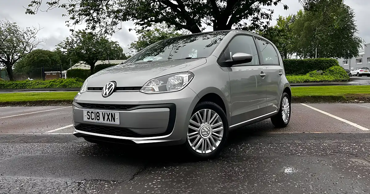 Used 2018 Volkswagen Up Move Up! Silver - Front View
