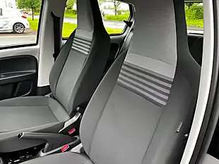 Used 2018 Volkswagen Up Move Up! Silver - Interior and Exterior details 13