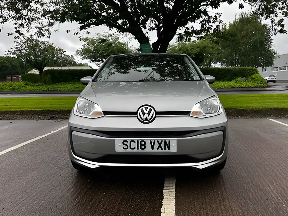 Used 2018 Volkswagen Up Move Up! Silver - Interior and Exterior details 4