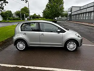 Used 2018 Volkswagen Up Move Up! Silver - Interior and Exterior details 6
