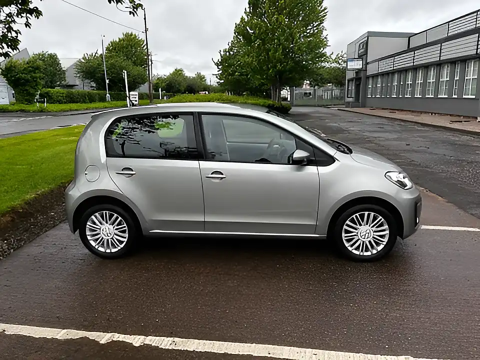 Used 2018 Volkswagen Up Move Up! Silver - Interior and Exterior details 6