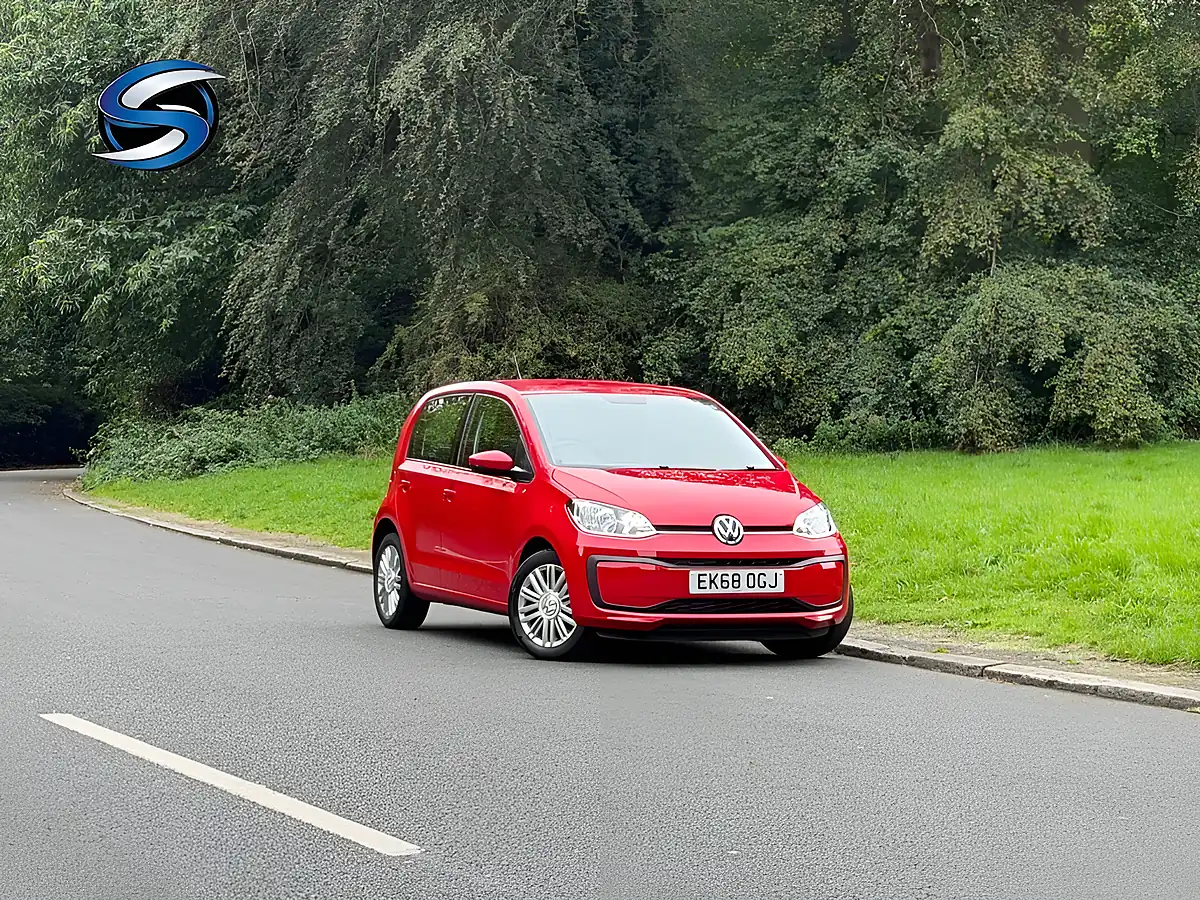Used 2018 Volkswagen Up! Move Up! Tornado Red - Interior and Exterior details 4