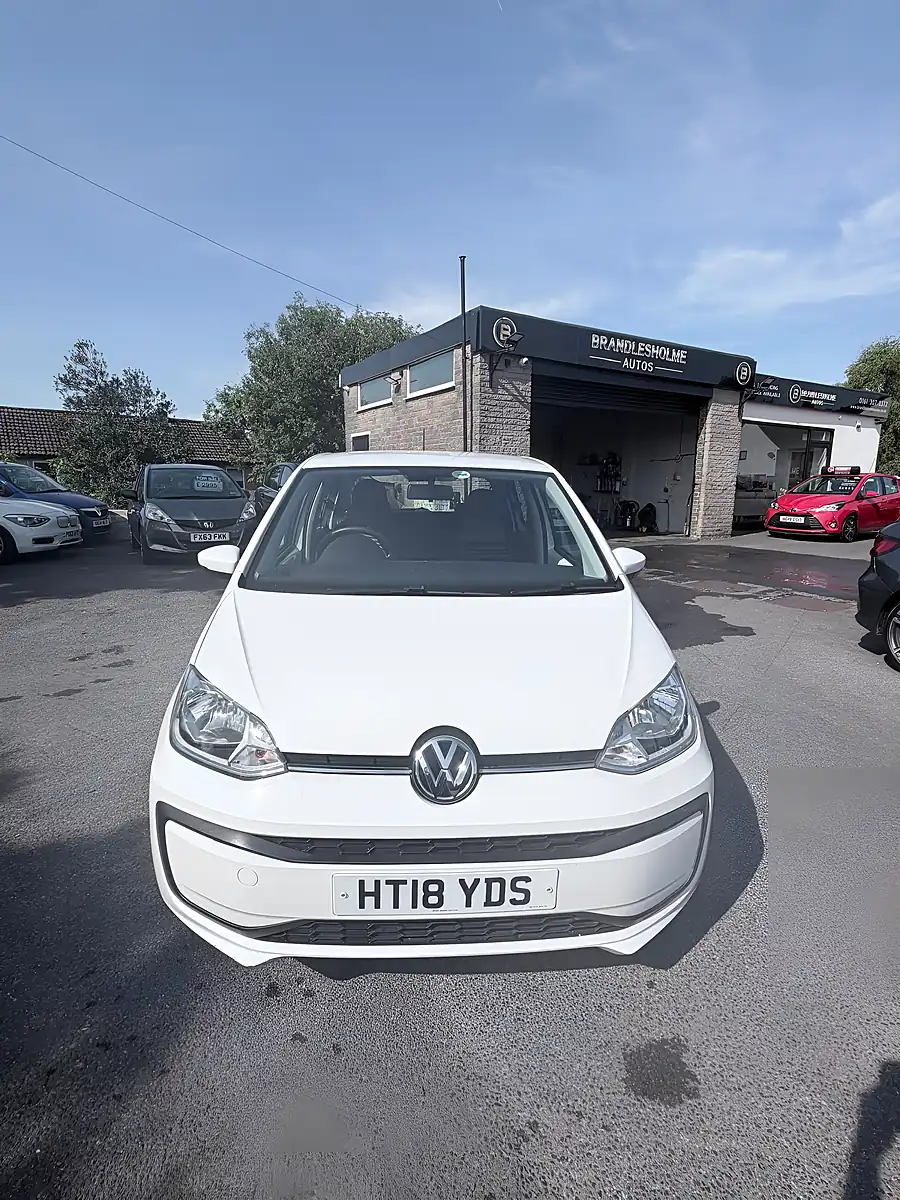Used 2018 Volkswagen Up White - Interior and Exterior details 3