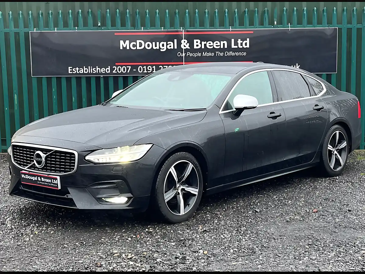 Used 2018 Volvo S90 R-Design Black - Front View