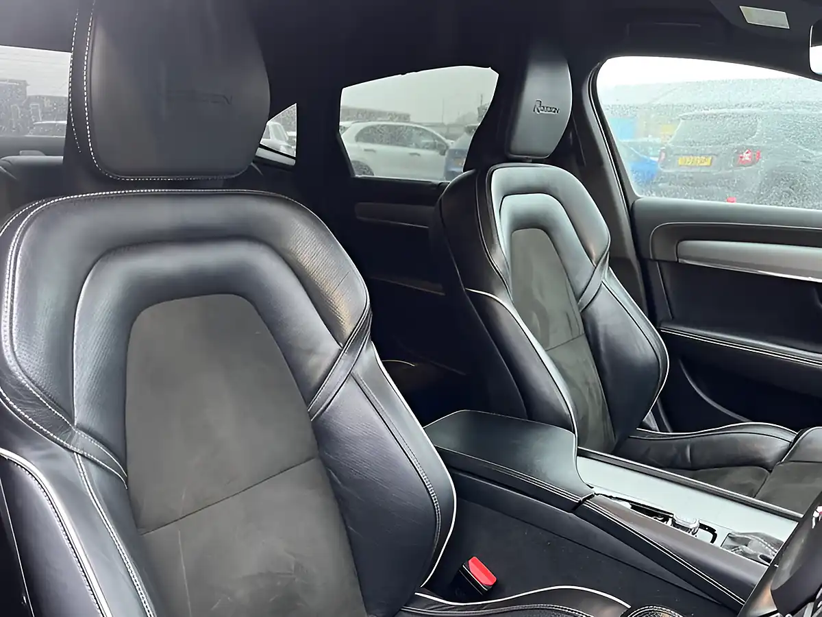 Used 2018 Volvo S90 R-Design Black - Interior and Exterior details 16
