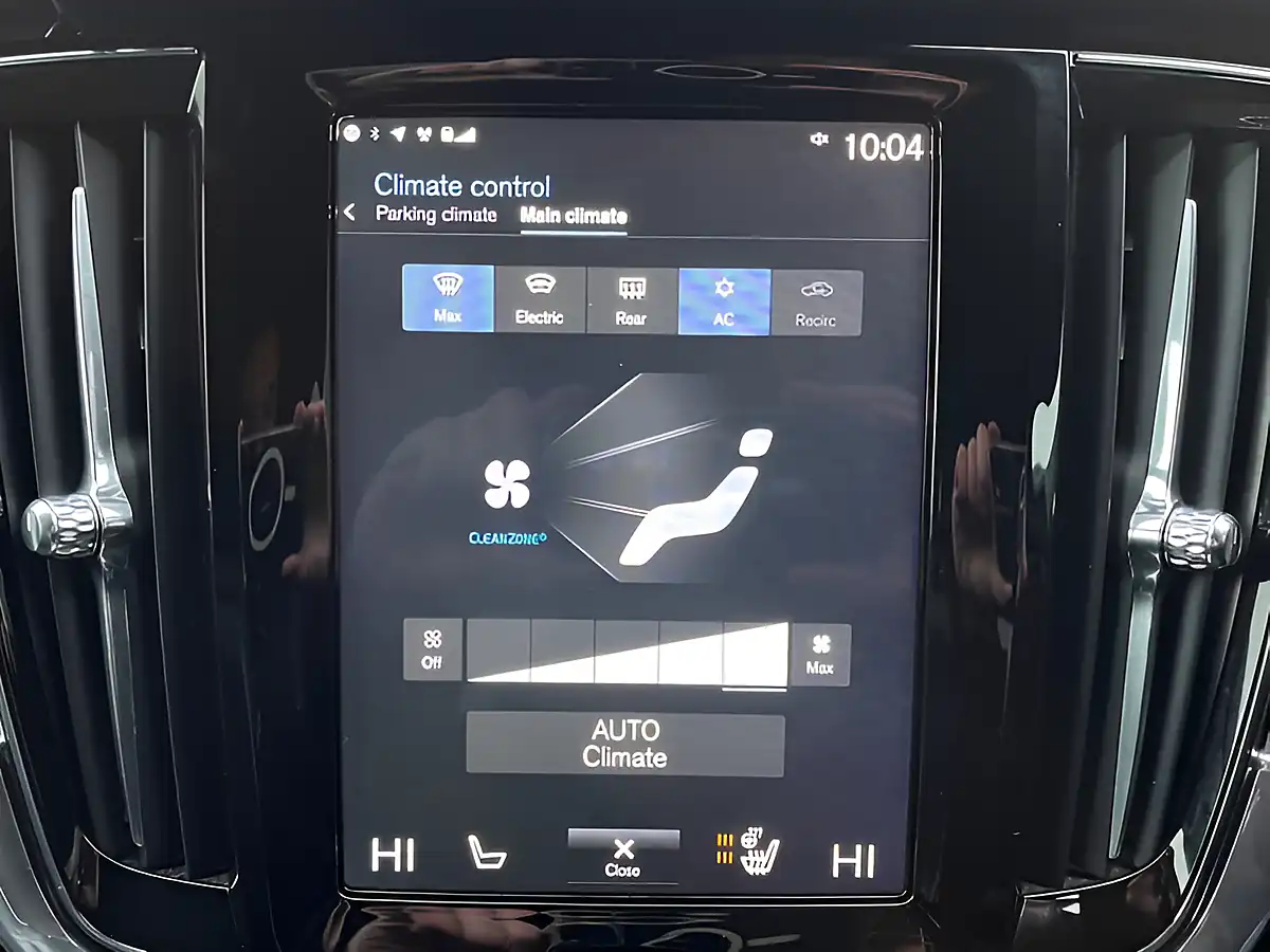 Used 2018 Volvo S90 R-Design Black - Interior and Exterior details 17